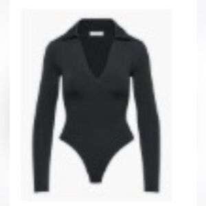 Babaton aritzia polo sleeve long sleeve bodysuit V neck black medium NWT
